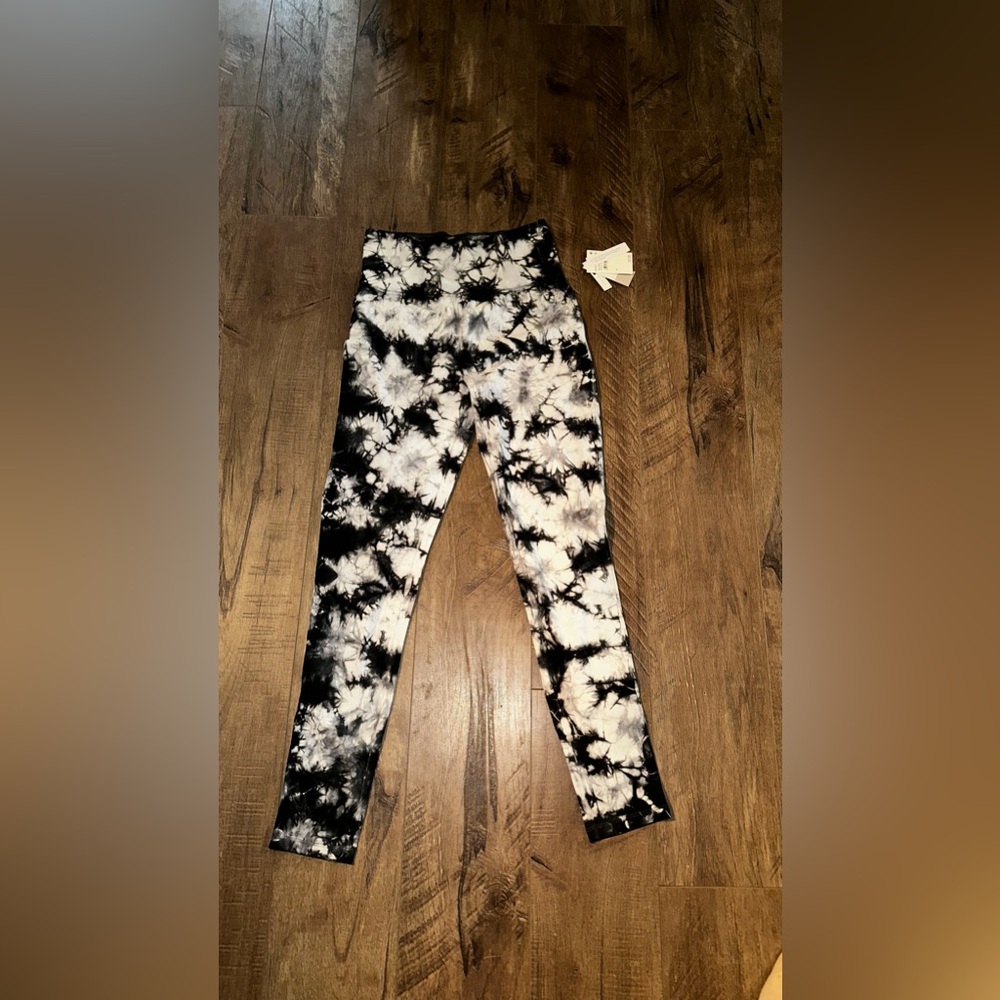 New with tag BP leggings